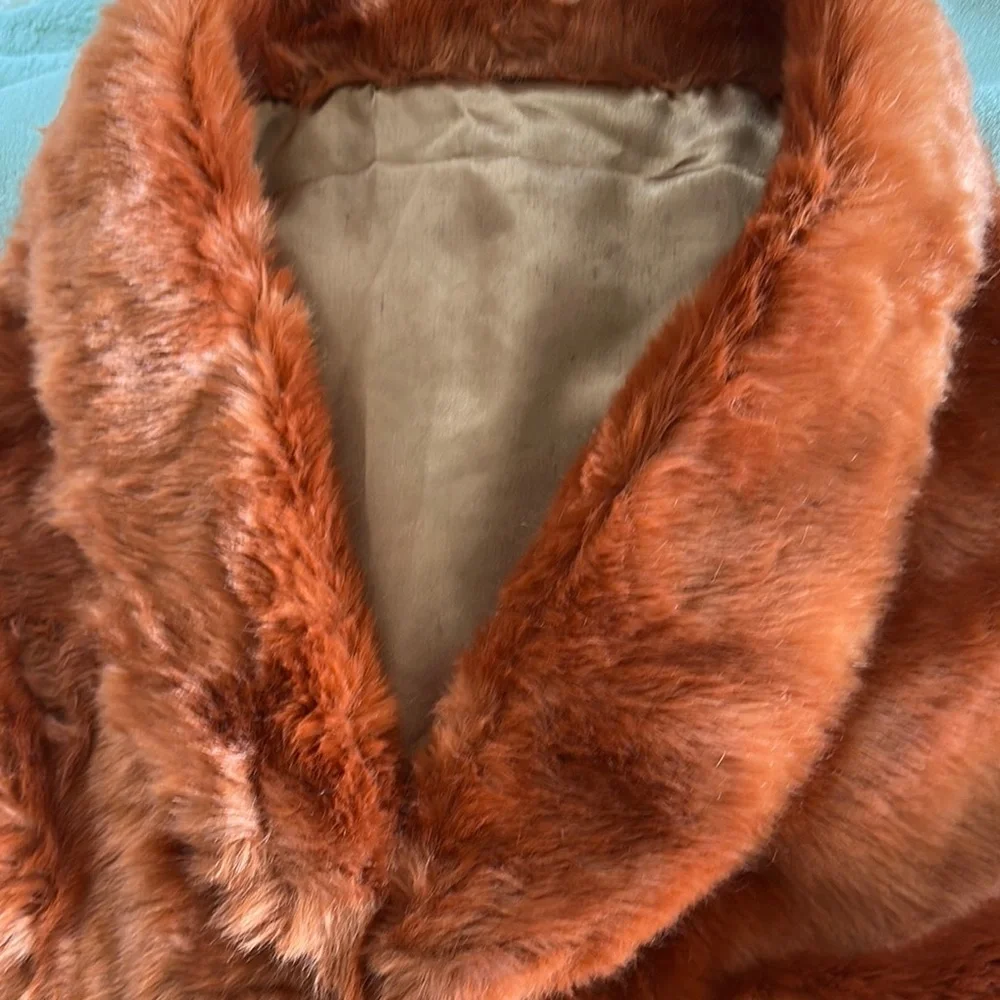 NWT La Fiorentina Burnt Orange Scarf Plush Wrap